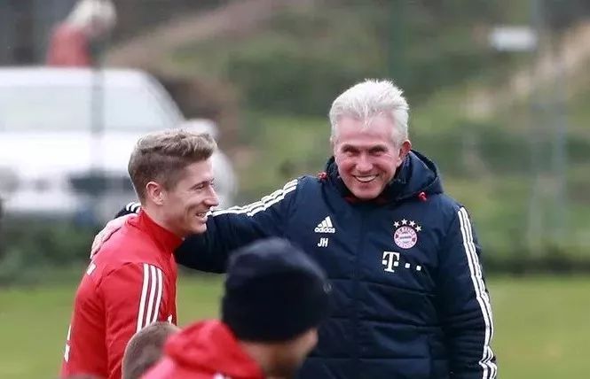 金也展现出 金也展现出