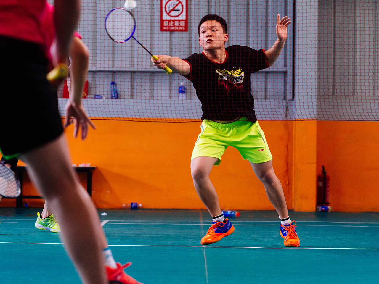 袖角色的延 袖角色的延