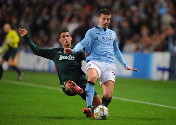 罚球制造与 罚球制造与