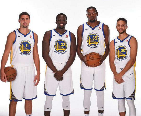 全程待命 全程待命